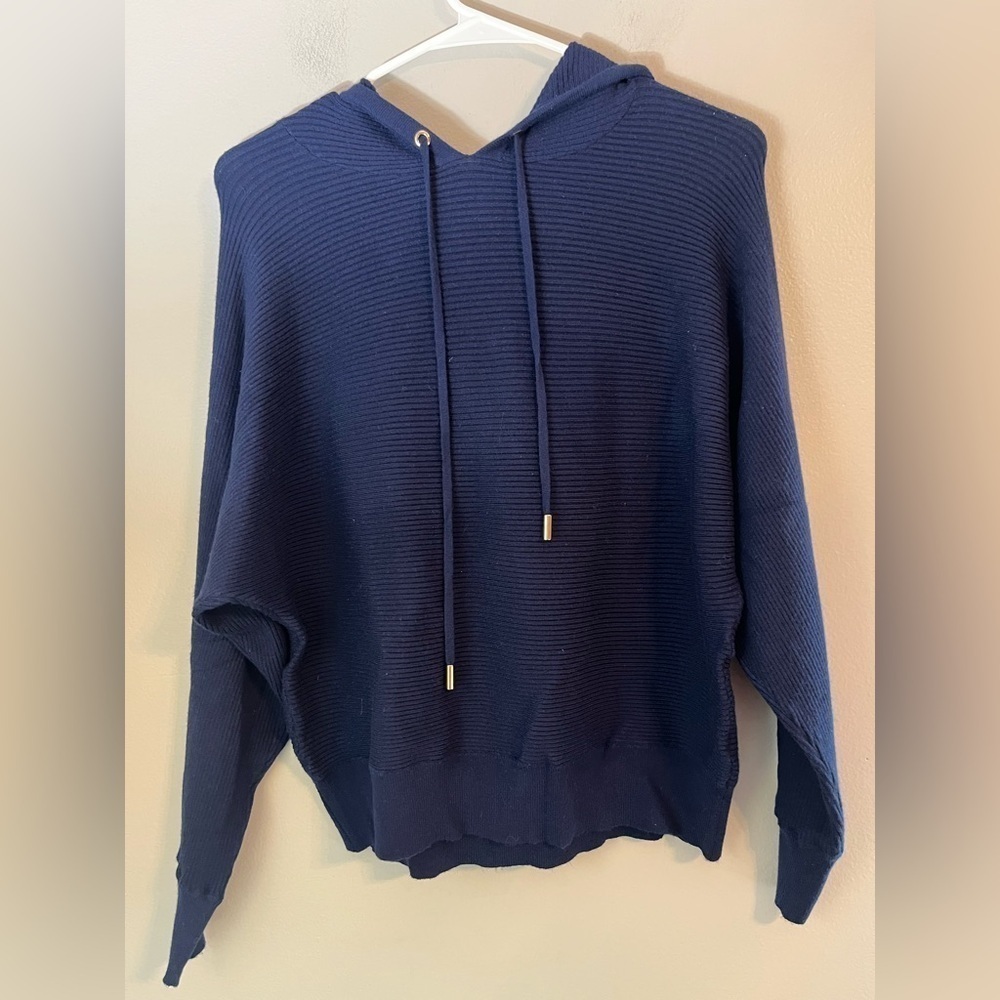 NWT Chelsea & Theodore Navy Knit Hooded Sweater Size XS